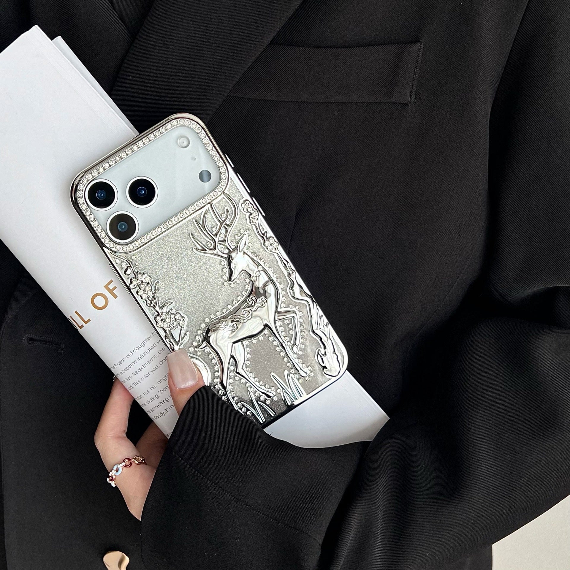 Silver Deer Embossed Luxe Case